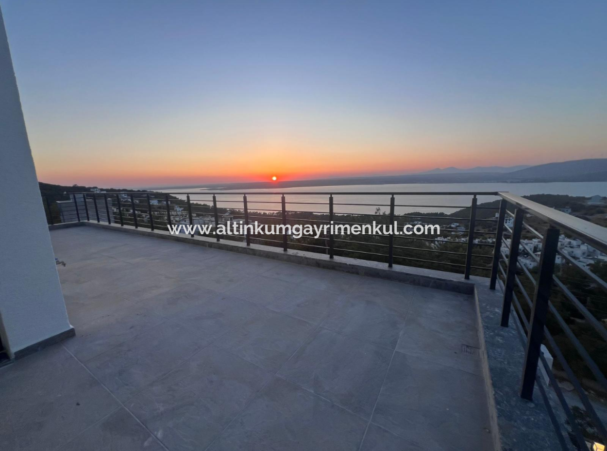 4 In 1 Villa With Pool With Sea View For Sale In Didim Akbuk