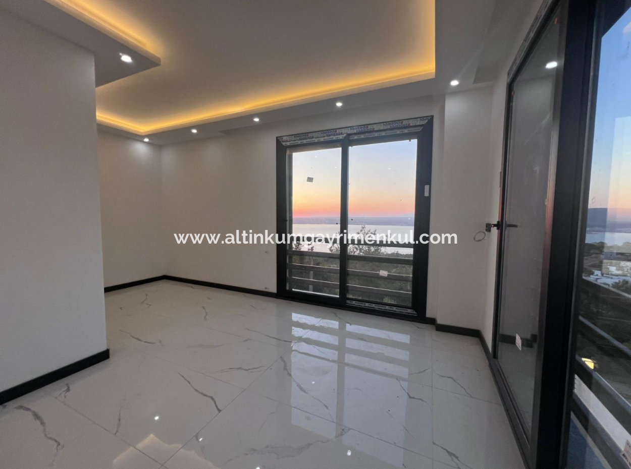 Didim  Akbük Satilik Deniz Manzaralı 4+1 Havuzlu Villa