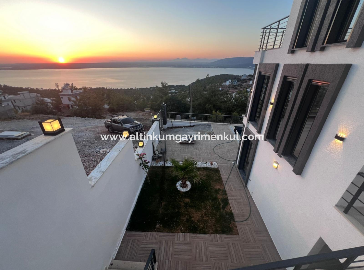 Didim  Akbük Satilik Deniz Manzaralı 4+1 Havuzlu Villa